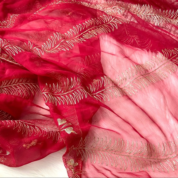 Vintage embroidered Indian scarf - Picture 5 of 6